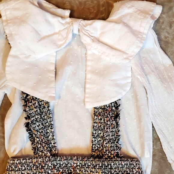 💜 3/$10 Shein 2 pc set suspender skirt and blouse - Picture 2 of 11